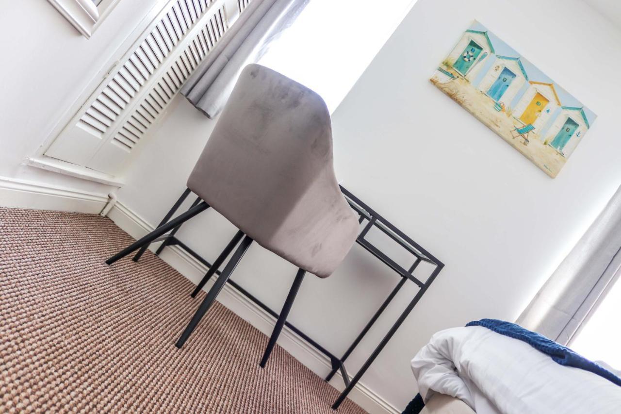 Sea Crest Retreat - Modern - 2 Bedroom - Sa - By The Sea Woodhorn Kültér fotó